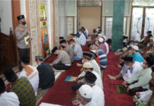 Kapolrestabes Surabaya Bangun Silaturohmi Dengan Safari Sholat Jumat Di Benowo