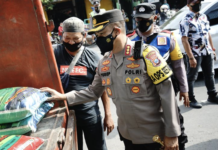 Blusukan Jelang Ramadhan Dipastikan Stok Minyak Goreng Cukup, Kapolrestabes Surabaya : Masyarakat Agar Membeli Sesuai Kebutuhan