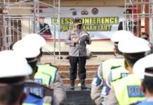 Kapolres Tanah Laut Takankan Sikap Humanis, Saat Pimpin Apel Operasi Ketupat Intan 2022
