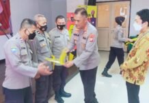 Reward Prestasi Dirbinmas PMJ Kali ini Diterima Dua Babhinkamtibmas Polsek Neglasari