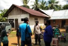 Bhabinkamtibmas Polres Tanah Laut Berikan Penyuluhan Untuk Warga Terkait Penyakit PMK