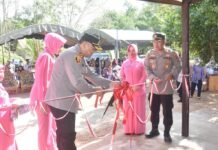 Sambut HUT Bhayangkara, Polres Tanah Laut Laksanakan Program Bedah Rumah Untuk Warga