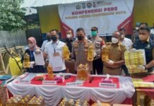 Polisi Metro Tangerang Ringkus Penjual Minyak Goreng Curah illegal