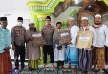 Kapolres Bondowoso ajak masyarakat untuk Jaga Kamtibmas Melalui Jumat keliling