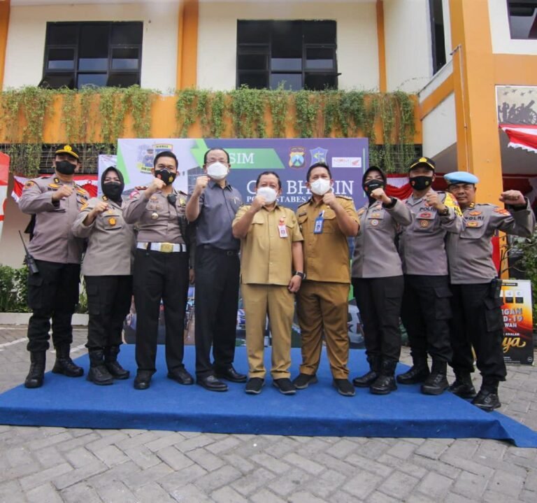 Kolaborasi Sat Lantas dan Sat Binmas, Polrestabes Surabaya Ciptakan Program Unggulan Sim Cak Babhin