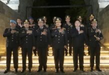 Kapolrestabes Surabaya Hadiri Apel Kehormatan dan Renungan Suci