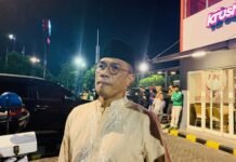 Kapolrestabes Surabaya Lakukan Tindakan Tegas Kendalikan Kekecewaan Bonek di Pusat Kota