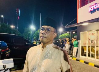 Kapolrestabes Surabaya Lakukan Tindakan Tegas Kendalikan Kekecewaan Bonek di Pusat Kota