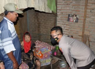 Kapolres Bondowoso Kembali Menyalurkan Bansos Kepada Warga Kurang Mampu