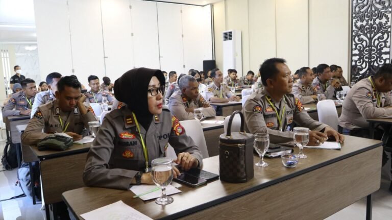Dua Kali Beri Pelatihan Di Polda NTB Master SEO Indonesia Berharap Ciptakan Komunitas Blogger Dan Pasukan Kontra Naratif Polda NTB Dua Kali Beri Pelatihan Di Polda NTB Master SEO Indonesia Berharap Ciptakan Komunitas Blogger Dan Pasukan Kontra Naratif Polda NTB