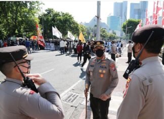 Kapolrestabes Surabaya : Terima Kasih Mahasiswa Aksinya Berlangsung Tertib dan Kondusif