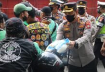 Sepekan Kenaikan BBM, 1.200 Paket Sembako Disalurkan Polisi di Kota Tangerang