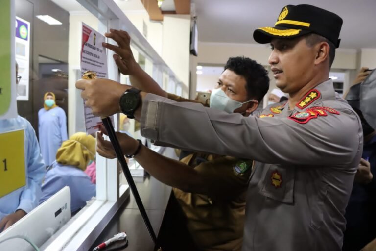 Gandeng BPOM dan Dinkes Kapolrestro Tangerang Kota Awasi Obat Sirup di Rumah Sakit dan Apotik Gandeng BPOM dan Dinkes Kapolrestro Tangerang Kota Awasi Obat Sirup di Rumah Sakit dan Apotik