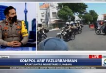 Kasat Lantas Polrestabes Surabaya Mengikuti Live Dialog Implementasi ETLE Mobile di Metro TV