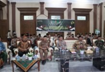 Maulid Nabi di Polres Bondowoso, Kapolres Bersama Stakeholder Dengarkan Ceramah Gus Muwaffiq