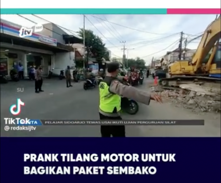 Aksi Polsek Jambangan Prank Tilang Kendaraan Bermotor Untuk Bagikan Sembako Viral