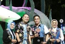 Walikota Surabaya Bersama Kapolrestabes Hadir Di Semarak Karnaval Di Tunjungan,