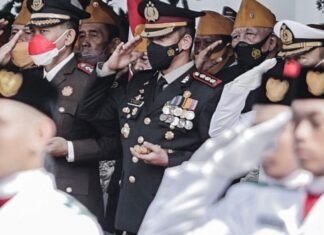 Pahlawanku Teladanku , Kapolrestabes Surabaya Hadiri Upacara Peringatan Hari Pahlawan