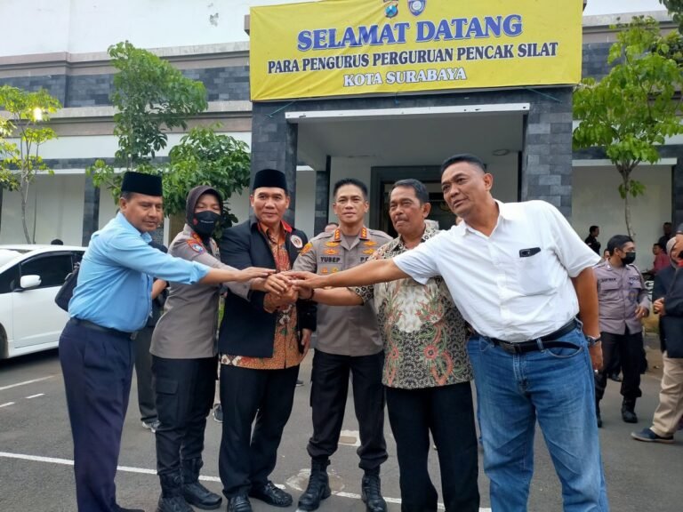 Ikrar Pendekar Wani Jogo Suroboyo Untuk Surabaya Dan Indonesia Ikrar Pendekar Wani Jogo Suroboyo Untuk Surabaya Dan Indonesia