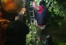 Maling Motor Di Surabaya Nekat Nyemplung Ke Sungai Untuk Hindari Kejaran Polisi