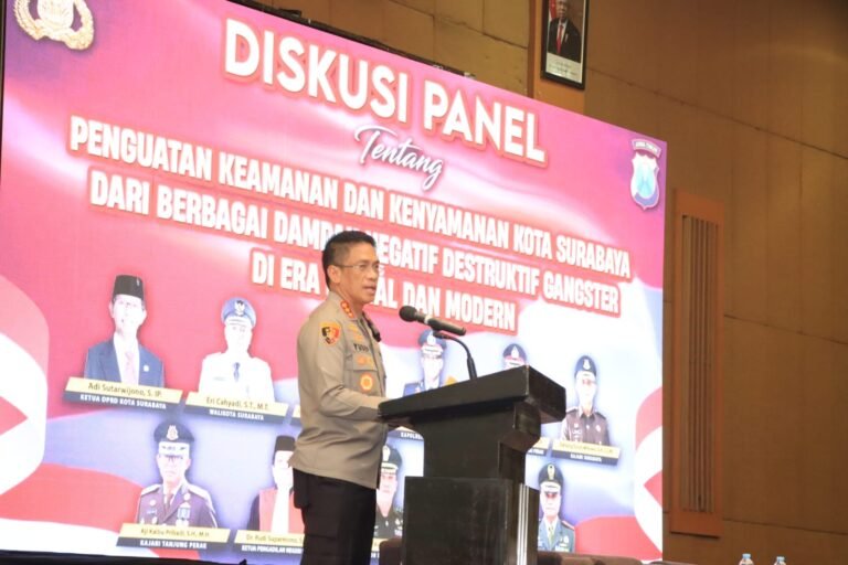 Polrestabes Surabaya Gelar Diskusi Panel Cari Solusi Untuk Kenakalan Remaja Polrestabes Surabaya Gelar Diskusi Panel Cari Solusi Untuk Kenakalan Remaja