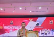 Polres Metro Tangerang Kota Raih Penghargaan Pelayanan Prima dari KemePAN-RB dan Kapolri
