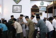 Kapolresta Bandung Bersama Bupati Laksanakan Safari Ramadhan 1444 H di Masjid Soreang