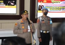 Kapolres Tanah Laut AKBP Rofikoh Yunianto, S.I.K Beri Penghargaan Anggota Berprestasi