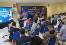 Satlantas Polrestabes Surabaya Gelar ‘TRAFFIC HYPNO THERAPY’ Terhadap Pelanggar Lalu Lintas
