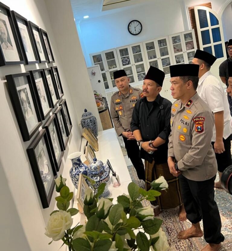 Wakapolda Jatim Brigjen Akhmad Yusep Gunawan silaturahmi beberapa Ponpes di Kediri