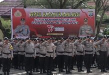 Kapolres Tanah Laut AKBP Rofikoh Yunianto, S.I.K Pimpin Apel Pengukuhan Polisi RW