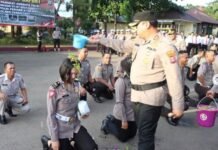 Kapolres Tanah Laut Pimpin Upacara Korp Raport Kenaikan Pangkat Periode 1 Juli 2023