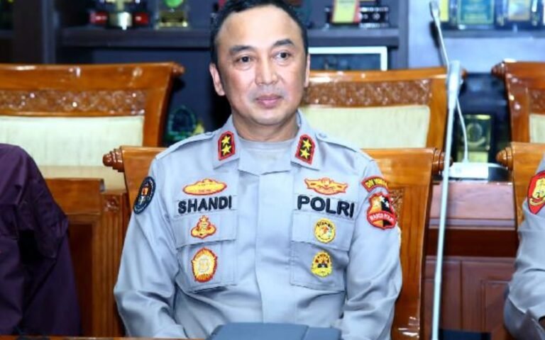 Kadiv humas Polri Irjen. Pol. Sandi Nugroho : Kritik Jadi Pemulus Untuk Polri Menjadi Lebih Baik Lagi