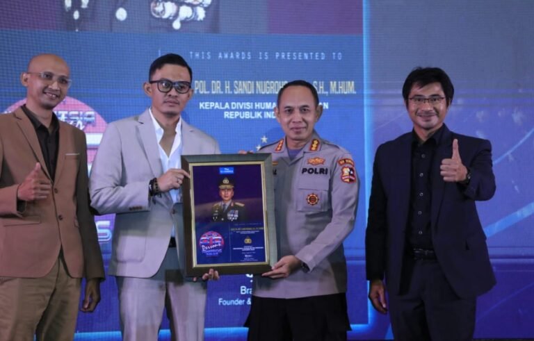 Polri Raih Penghargaan Prestisius dalam 4th Indonesia Public Relations Summit 2023