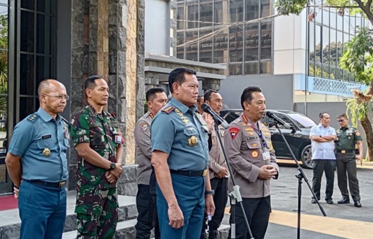 Panglima TNI dan Kapolri Minta Maaf Pengamanan KTT Asean Bikin Macet Jakarta