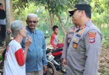 Kapolres Tanah Laut Pimpin Lansung Kegiatan Bakti Sosial Dan Bakti Kesehatan
