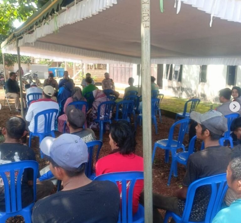 Warga Desa Tajau Apresiasi Program Jumat Curhat Polres Tanah Laut