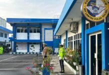 SIAP BERTUGAS DI MUSIM HUJAN, DITLANTAS SULSEL GELAR APEL JAS HUJAN