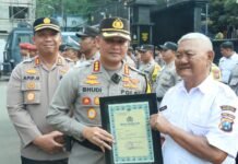 Bentuk Apresiasi, Kapolresta Malang Kota Beri Penghargaan Kepada Anggota POLRI-TNI dan Masyarakat yang Berprestasi