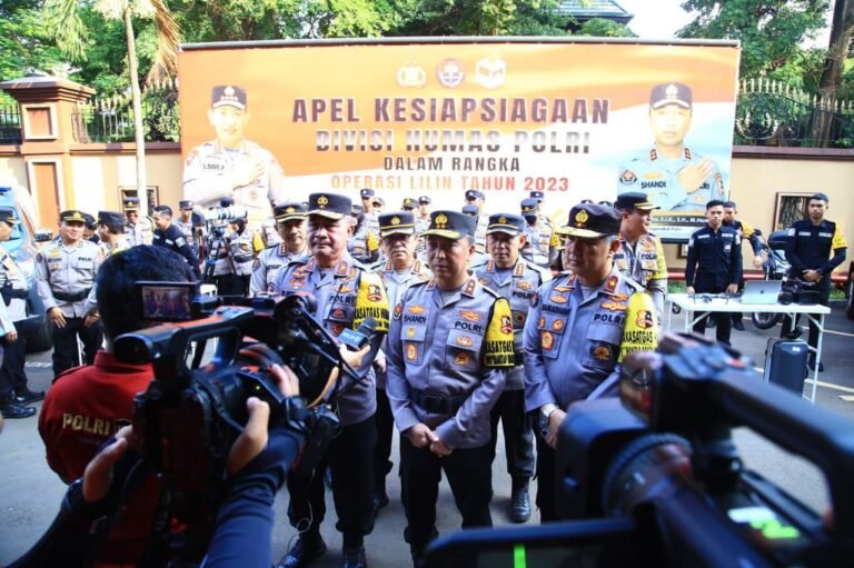 Kadiv Humas : Sambut Nataru, Polri Kerahkan 129.923 Personel Untuk Pengamanan