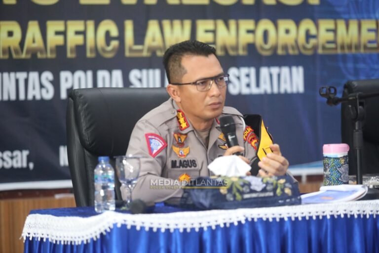 DITLANTAS SULSEL DAN JAJARAN TINDAK TEGAS AKSI “FREESTYLE” DI JALAN UMUM DITLANTAS SULSEL DAN JAJARAN TINDAK TEGAS AKSI “FREESTYLE” DI JALAN UMUM