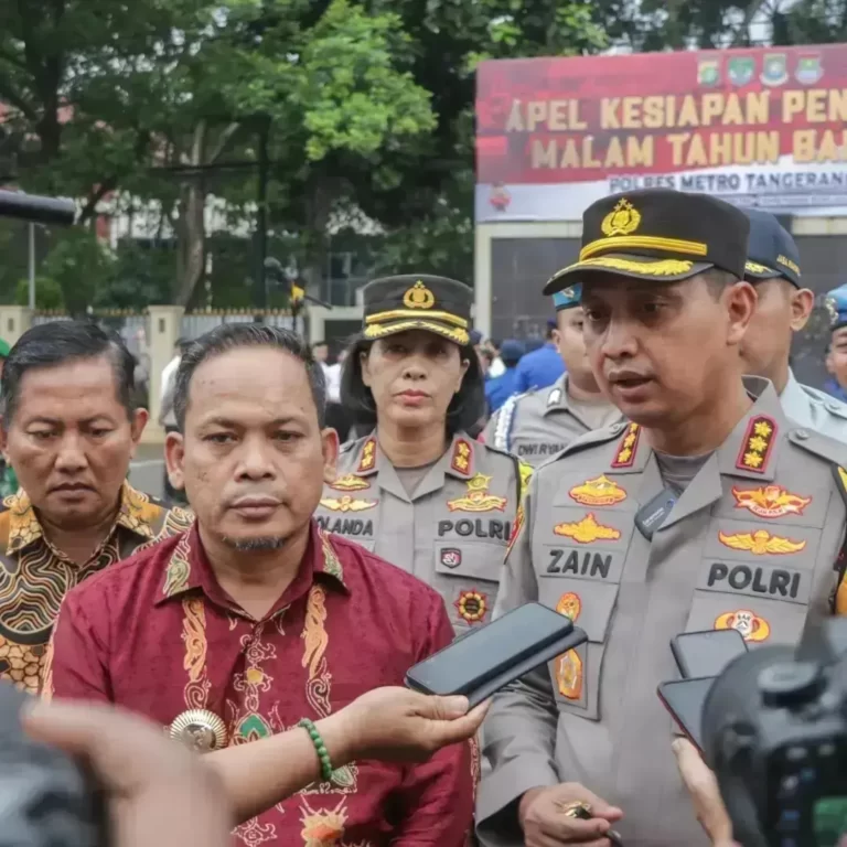 Plotting Personil Di Pusat Keramaian Dan Lokasi Perayaan, Polres Metro Tangerang Kota Gelar Apel Kesiapan Pengamanan Tahun Baru 2024