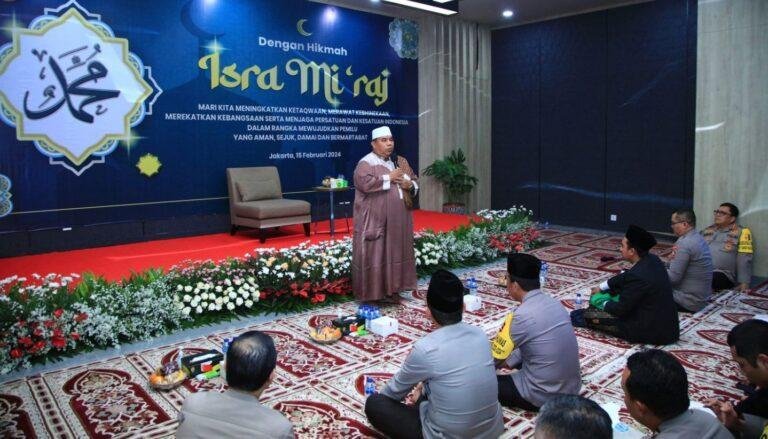 Divisi Humas Polri Peringati Isra Mi’raj 1445 H, Rawat Kebhinnekaan dan Wujudkan Pemilu Damai