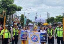 Pawai Keselamatan Berlalu Lintas Warnai Kirab Budaya dan Ogoh-Ogoh di Kota Malang