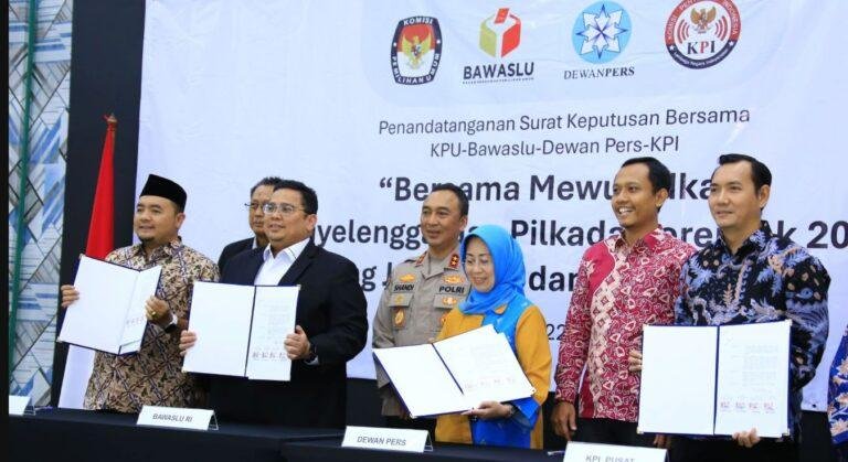 Kadiv Humas Polri Hadiri Penandatanganan SKB Gugus Tugas Pemantauan Pemberitaan Pilkada 2024