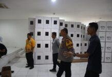Kapolresta Bulungan dan Forkompinda Tinjau Gudang Logistik KPU Bulungan Jelang Pemilihan Bupati 2024