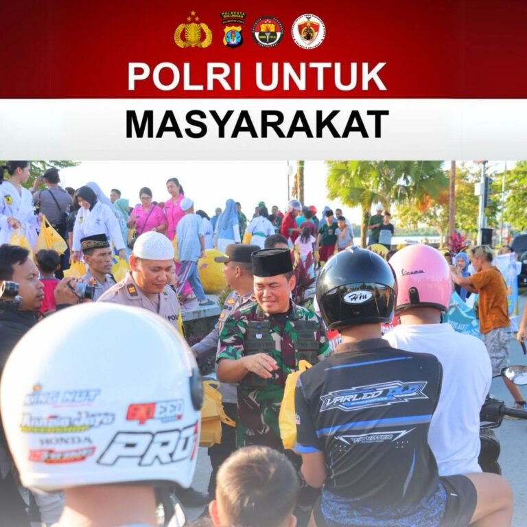 Sinergitas TNI-Polri di Bulungan: Berbagi Takjil dan Sembako untuk Warga